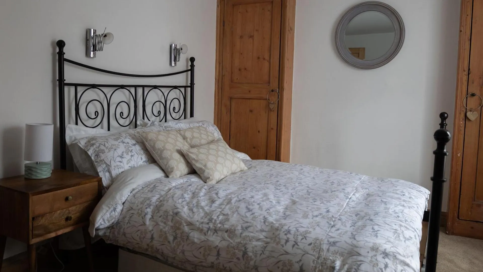 Chester Townhouse 0*,  United Kingdom